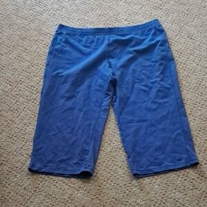 Women’s Blue Active Knee-Length Shorts